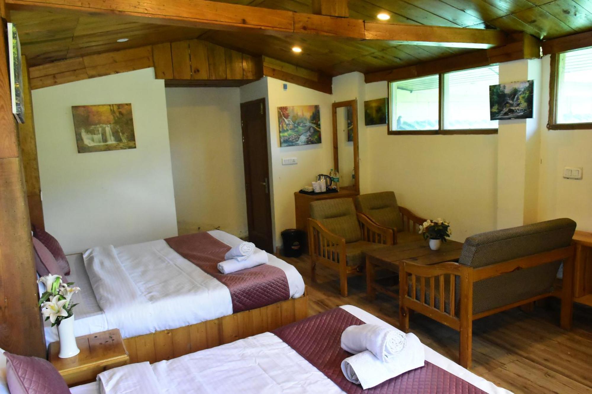 Hotel Jamla Inn Manāli Extérieur photo