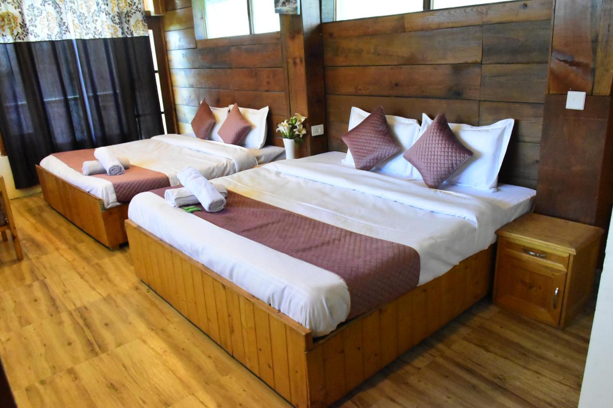 Hotel Jamla Inn Manāli Extérieur photo
