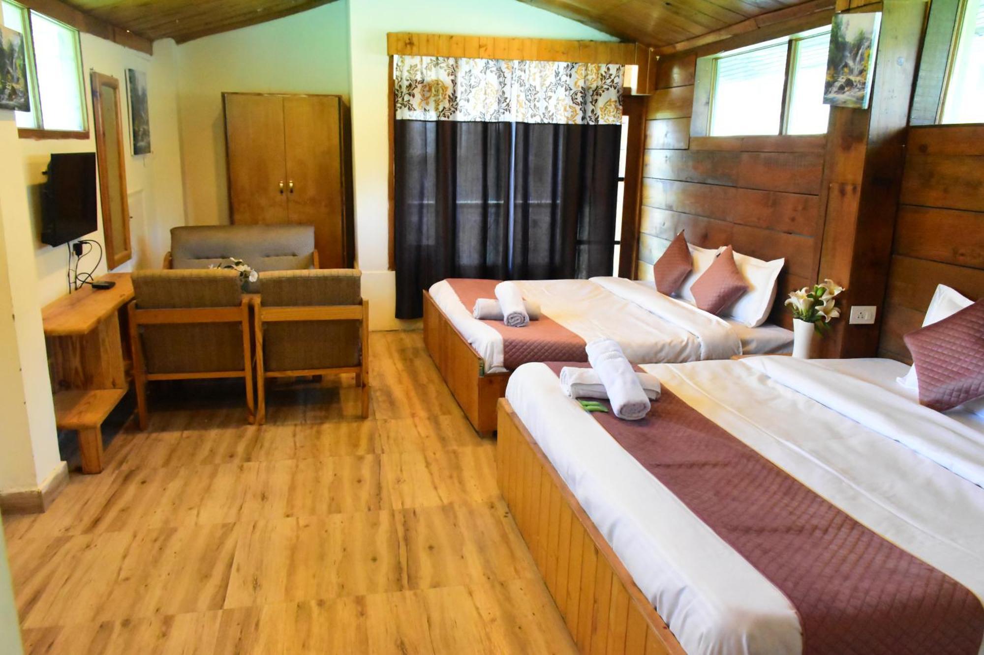 Hotel Jamla Inn Manāli Extérieur photo