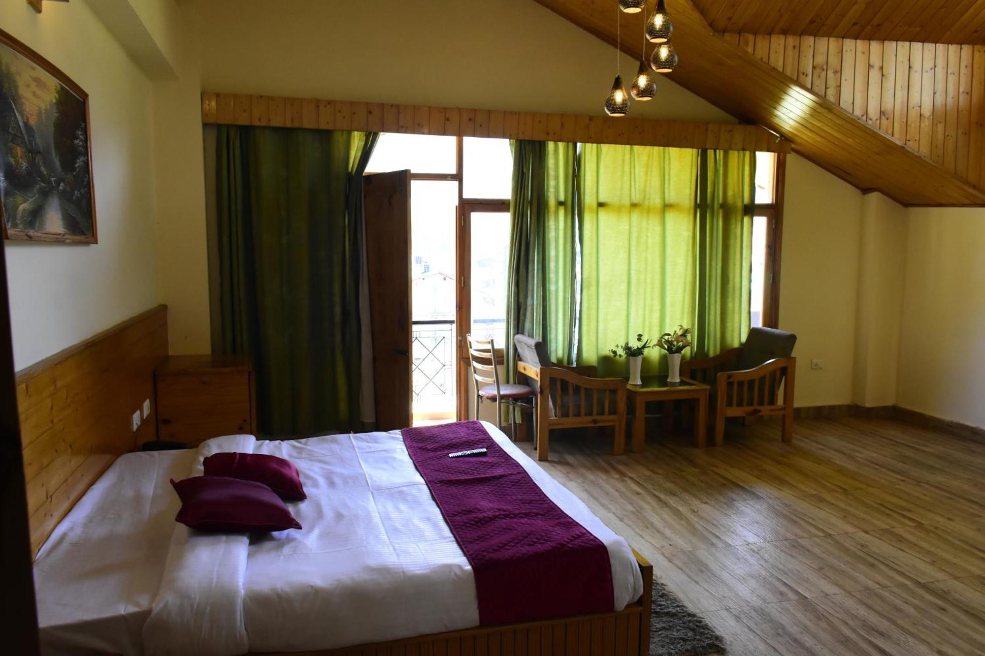 Hotel Jamla Inn Manāli Extérieur photo