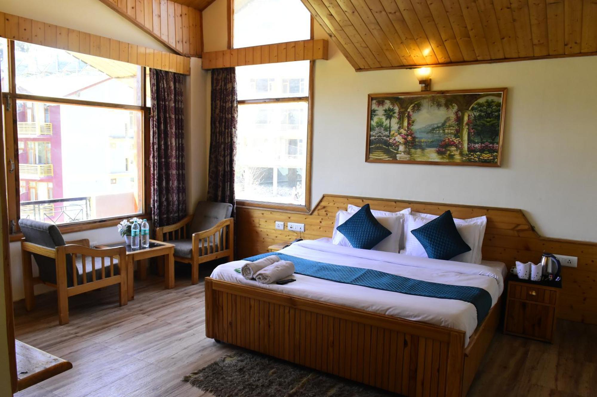 Hotel Jamla Inn Manāli Extérieur photo