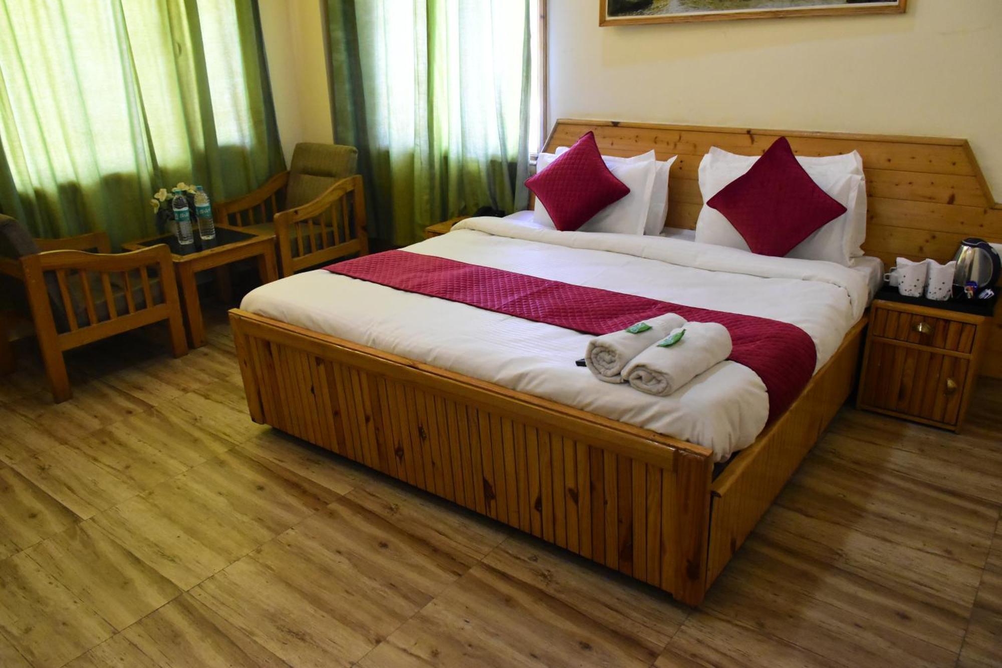 Hotel Jamla Inn Manāli Extérieur photo