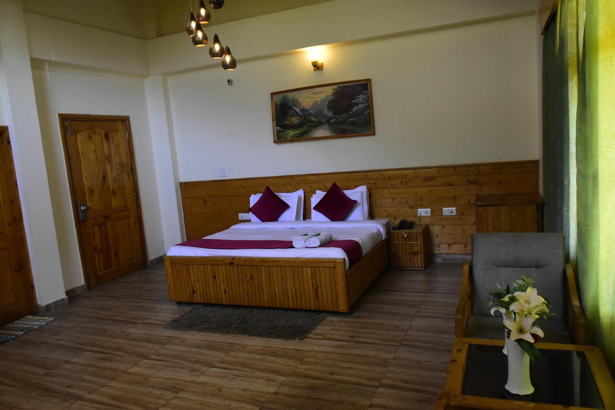 Hotel Jamla Inn Manāli Extérieur photo