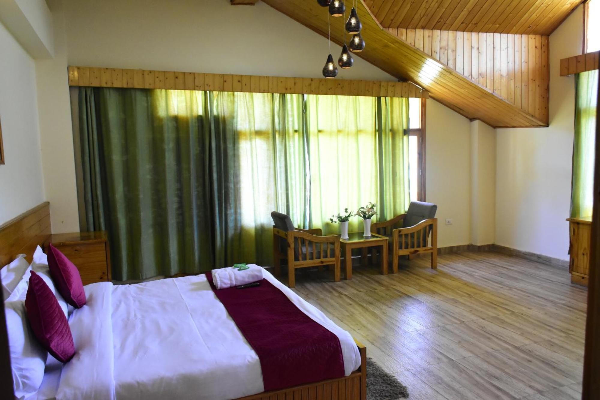 Hotel Jamla Inn Manāli Extérieur photo
